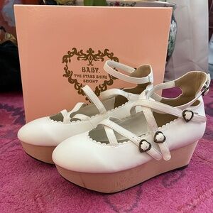 Baby the Stars Shine Bright White Rocking Horse Shoes